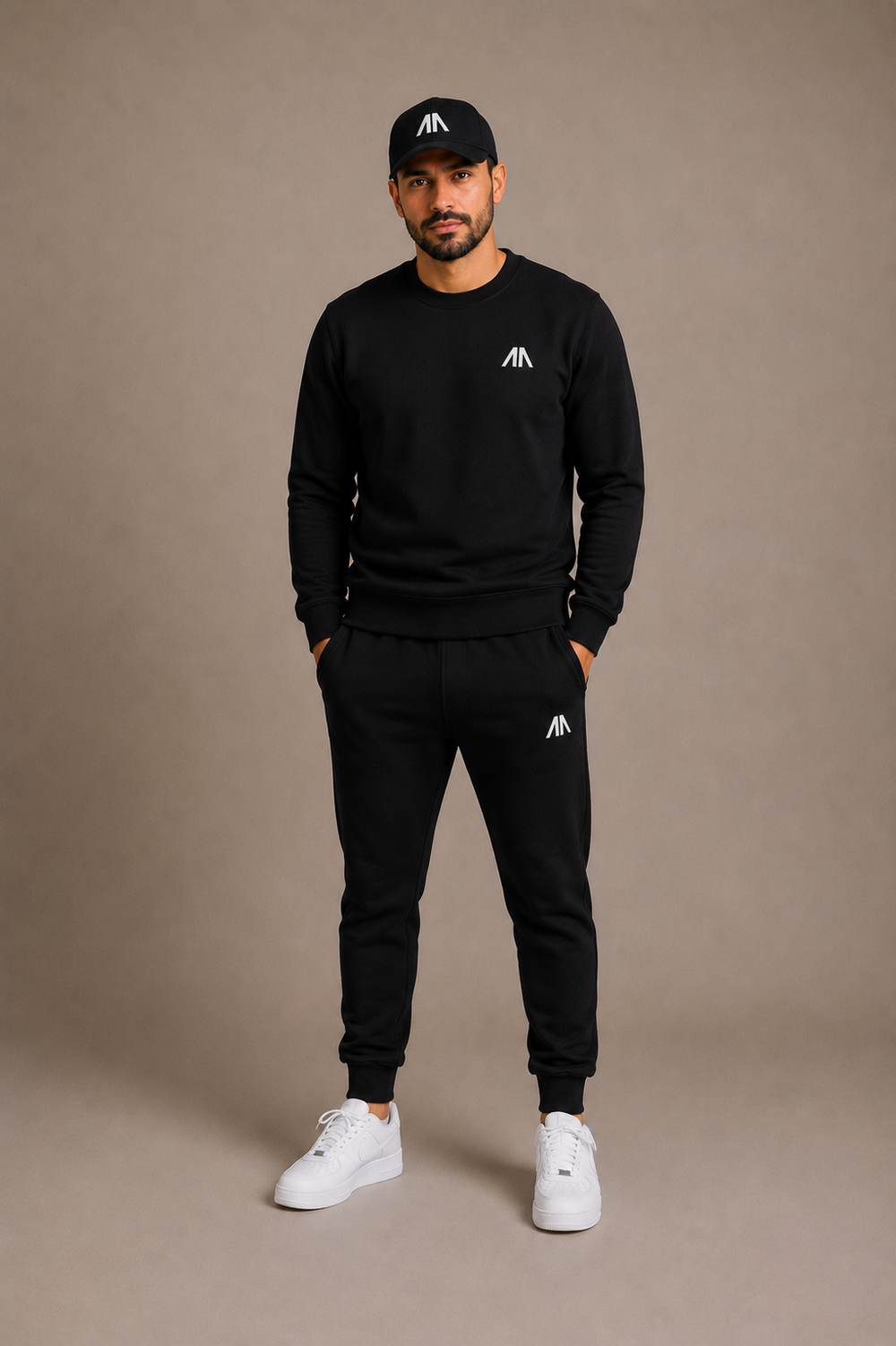 Vader + Zoon Tracksuit – Zwart
