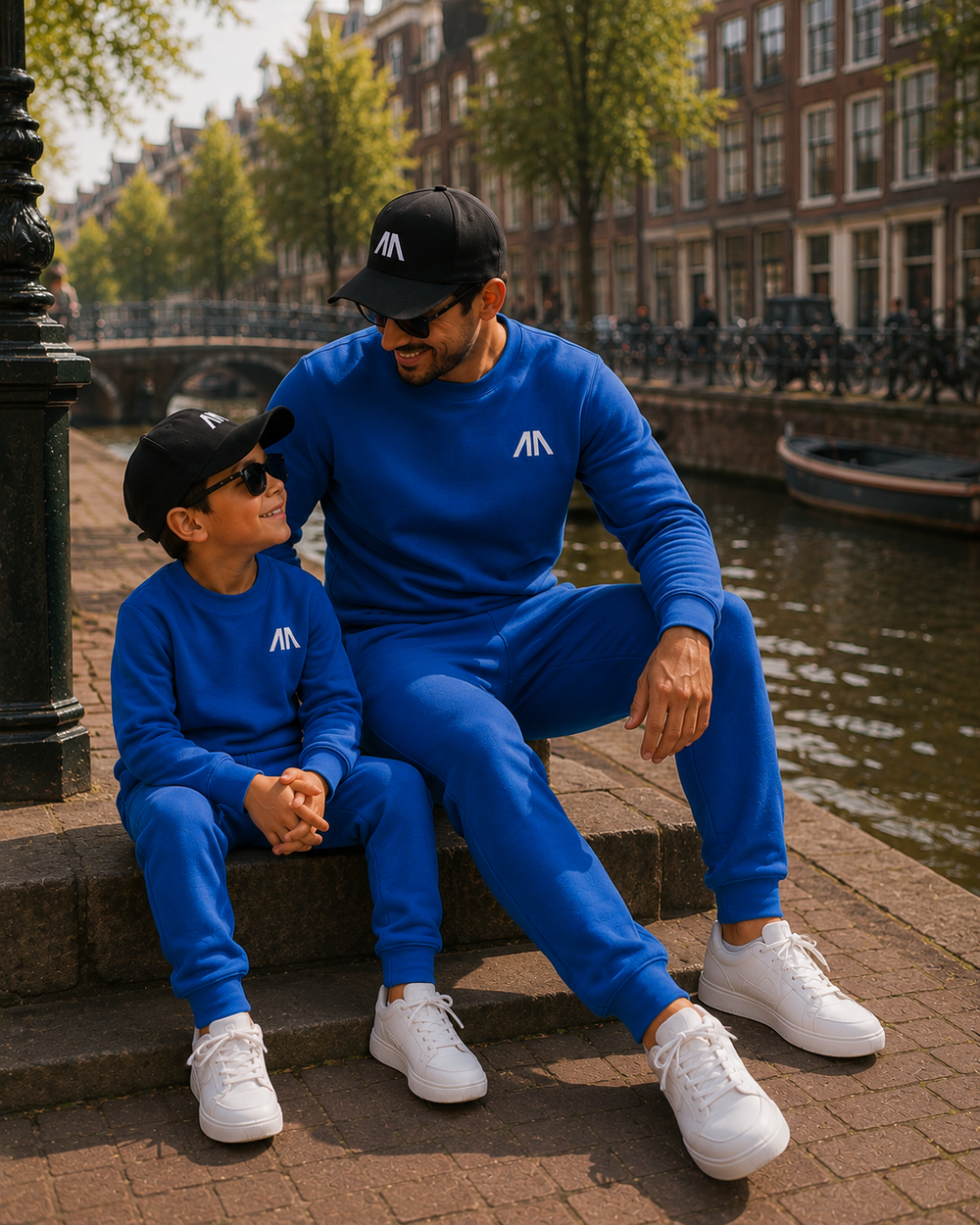 Vader + Zoon Tracksuit – Blauw