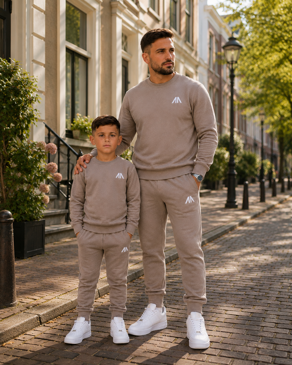 Vader + Zoon Tracksuit – Taupe