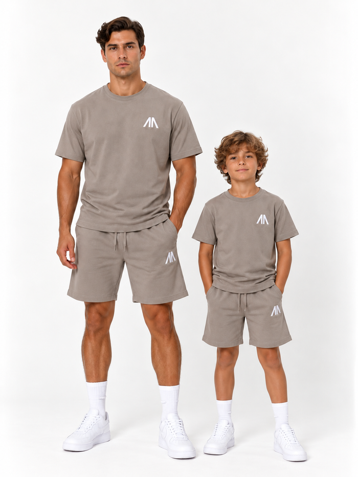 Vader + Zoon T-Shirt & Short set – Taupe (2 sets)