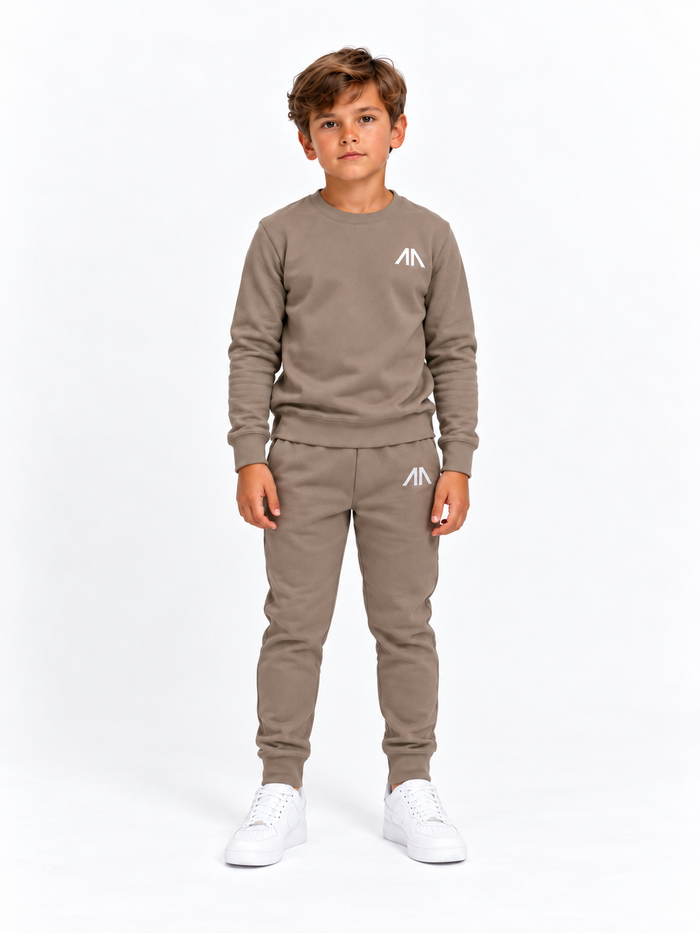 Kinder trainingspak taupe, voorkant
